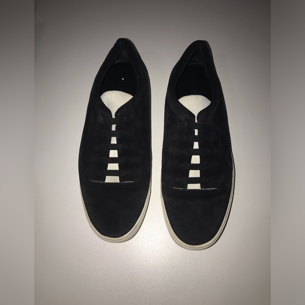 Vince. Sneaker Loafers Casual Shoes, Elastic Laces, Black/ White Size 9.5M - Picture 3 of 10